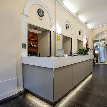 Hotel Urbani-3